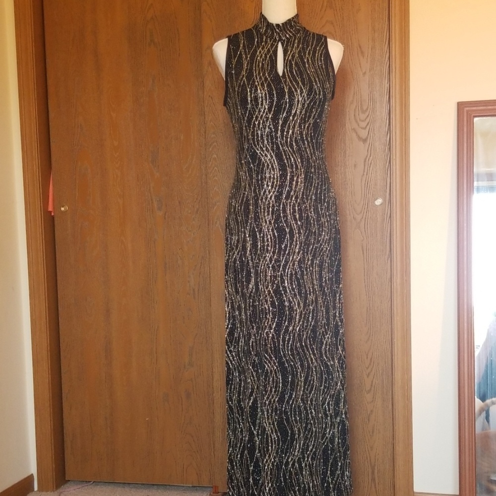 Cold water creek glittering gown. Like new. size 8